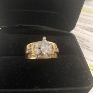 Lady’s Diamond Ring